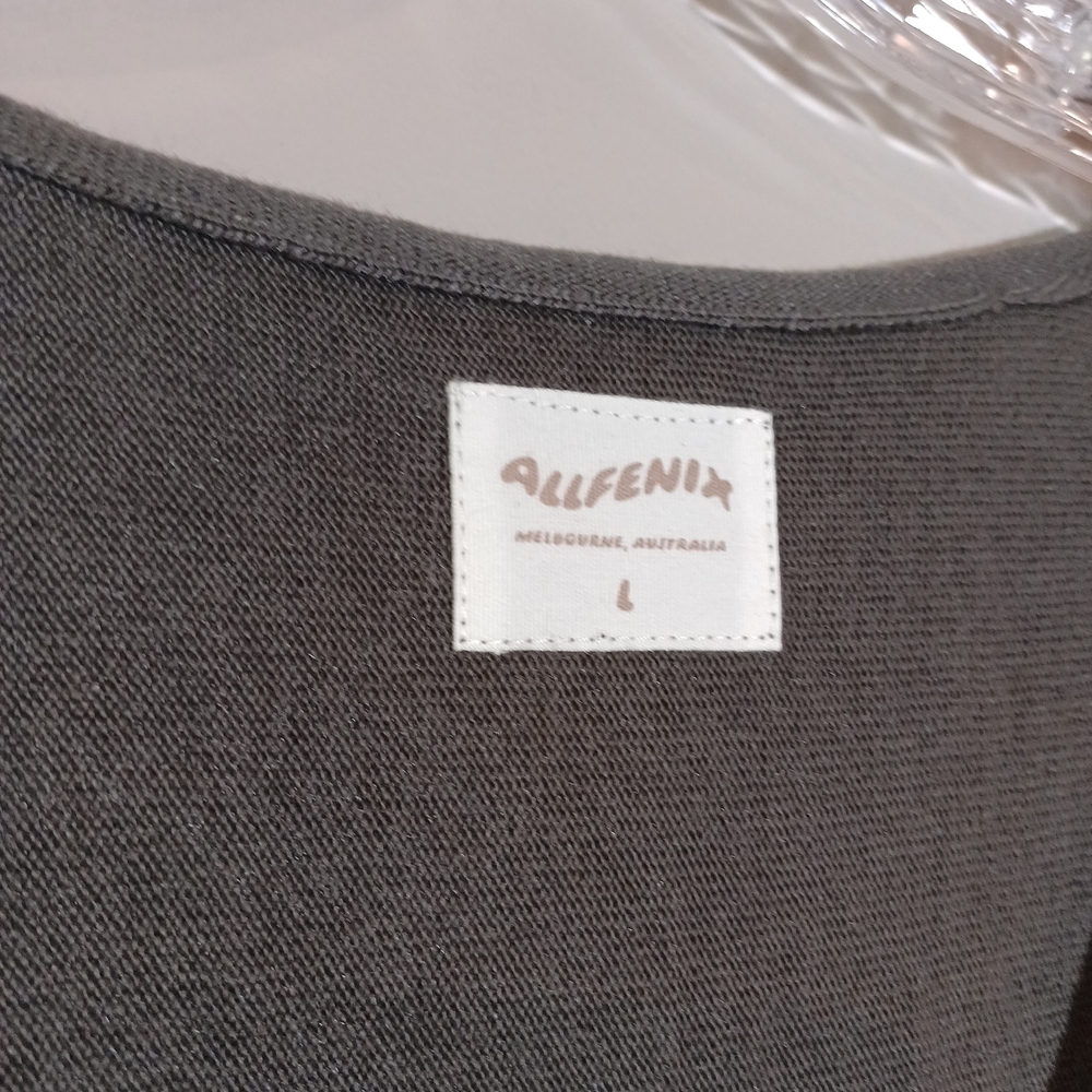 All Fenix Chloe V Neck Sweater in Charcoal Size L New NWT - Picture 4 of 8